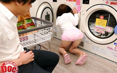 DOCP-173 I Was Alone With A Scantily-Clad Beautiful Girl At The Laundromat
